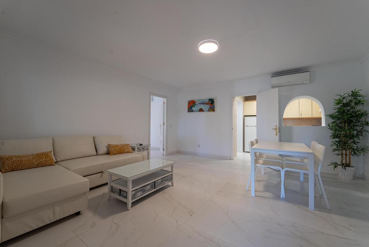 Aparthotel Casadelmar 23 Vacacionales Marbella